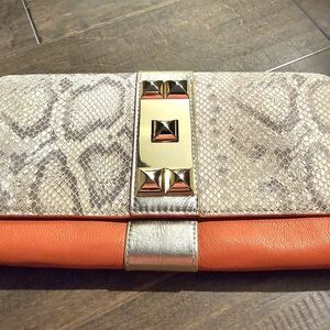Vince Camuto Clutch 100% Leather